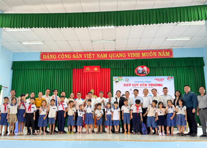 BITEX ĐỒNG HÀNH CÙNG BÁO GIÁO DỤC & THỜI ĐẠI “TIẾP SỨC ĐẾN TRƯỜNG” CHO HỌC SINH XÃ...