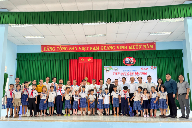 BITEX ĐỒNG HÀNH CÙNG BÁO GIÁO DỤC & THỜI ĐẠI “TIẾP SỨC ĐẾN TRƯỜNG” CHO HỌC SINH XÃ TÀ LÀI, THÀNH PHỐ ĐỒNG NAI