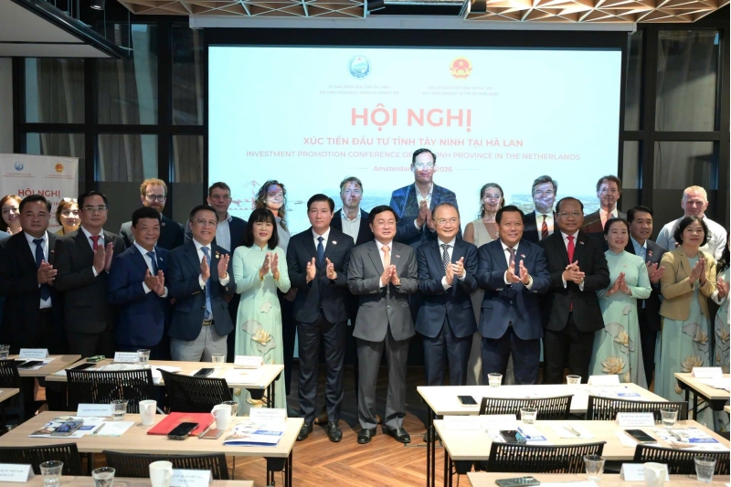 ÔNG NGUYỄN XUÂN DŨNG - CHỦ TỊCH HỘI ĐỒNG QUẢN TRỊ CÔNG TY CỔ PHẦN XUẤT NHẬP KHẨU BÌNH TÂY (BITEX) THAM GIA CHƯƠNG TRÌNH XÚC TIẾN ĐẦU TƯ, THƯƠNG MẠI, HỢP TÁC TẠI VƯƠNG QUỐC BỈ VÀ LIÊN MINH CHÂU ÂU