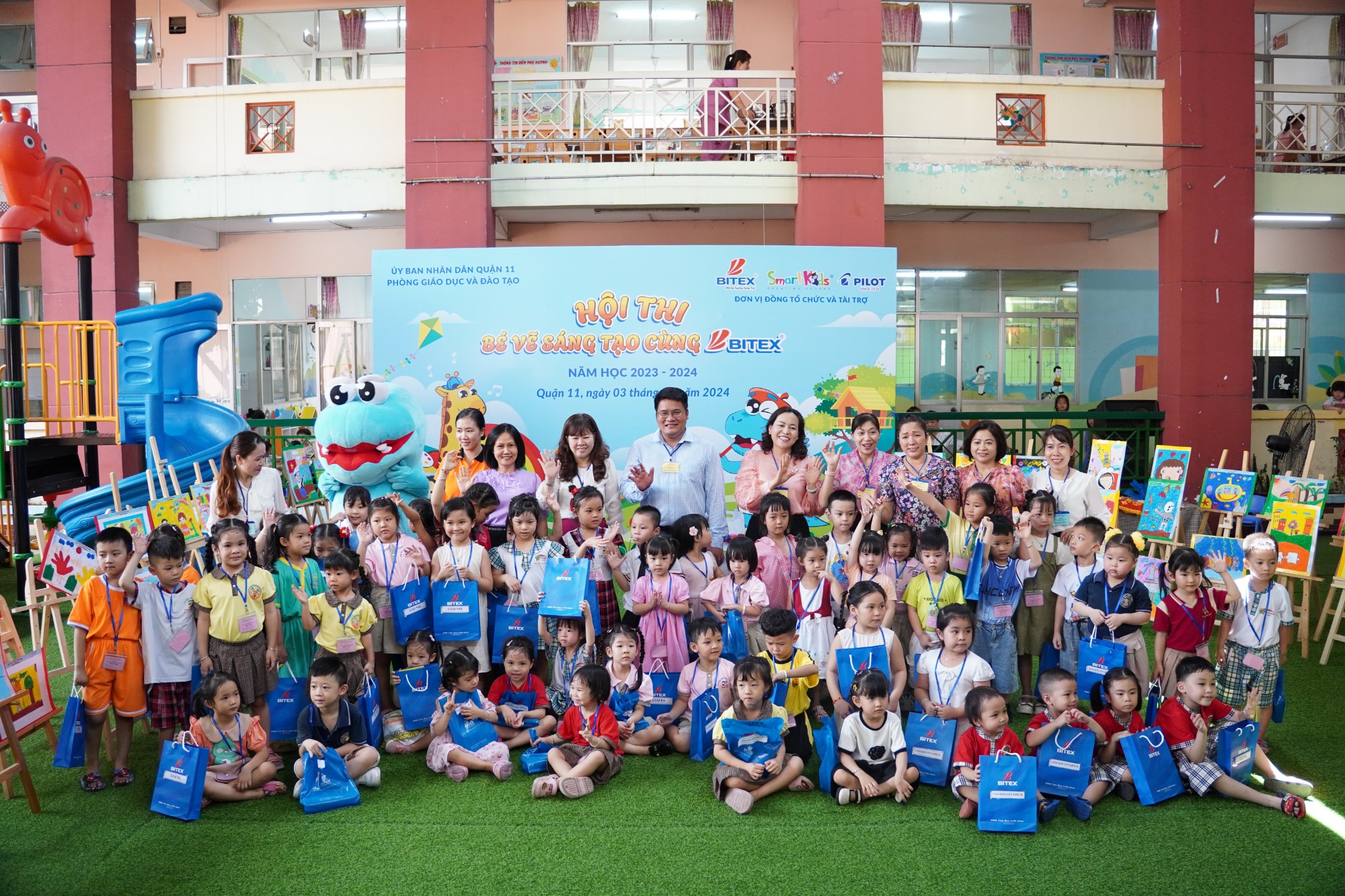 238 thí sinh mầm non tham dự hội thi “Bé Vẽ Sáng Tạo Cùng BITEX” cấp Quận 5 và cấp Quận 11 năm học 2023 - 2024