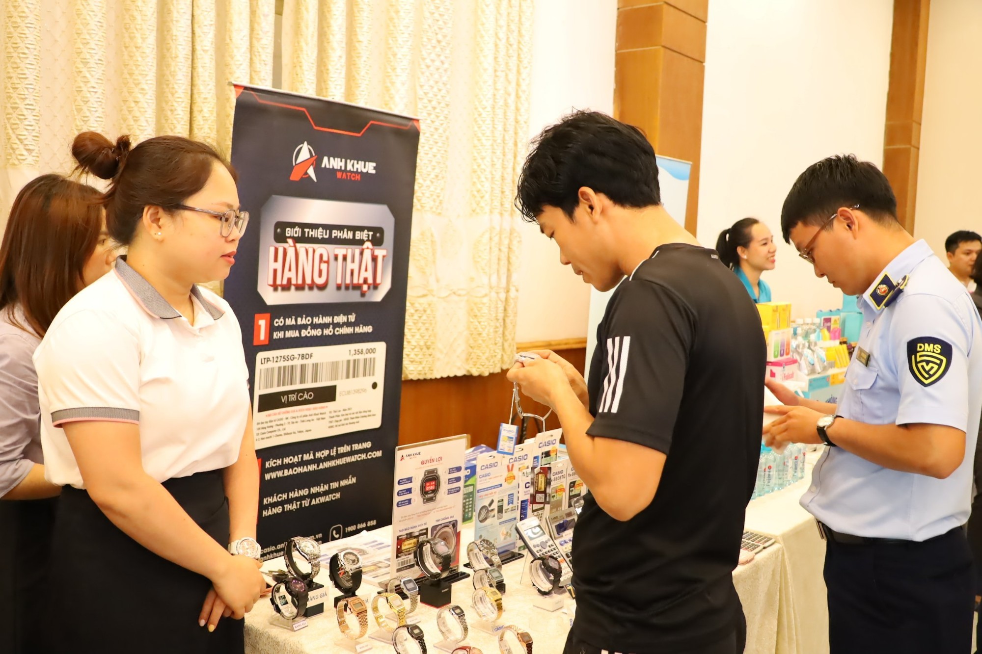 BITEX luôn phối hợp chặt chẽ với cơ quan chức năng để bảo vệ quyền lợi người tiêu dùng đối với các sản phẩm hàng giả, hàng nhái