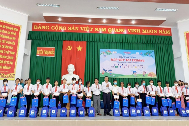 BITEX tặng 200 phần quà Tiếp Sức Đến Trường cho các em học sinh tại huyện Thuận Bắc, tỉnh Ninh Thuận