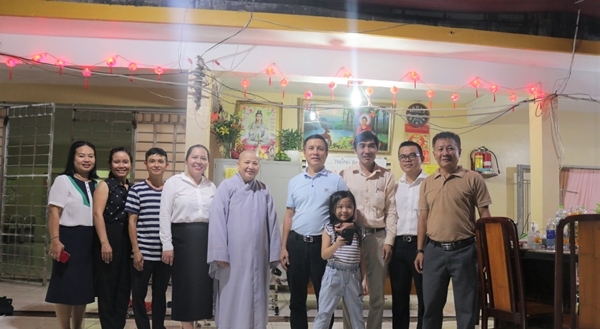 BITEX Group tổ chức Trung thu cho trẻ em mồ côi, người già neo đơn chùa Từ Hạnh